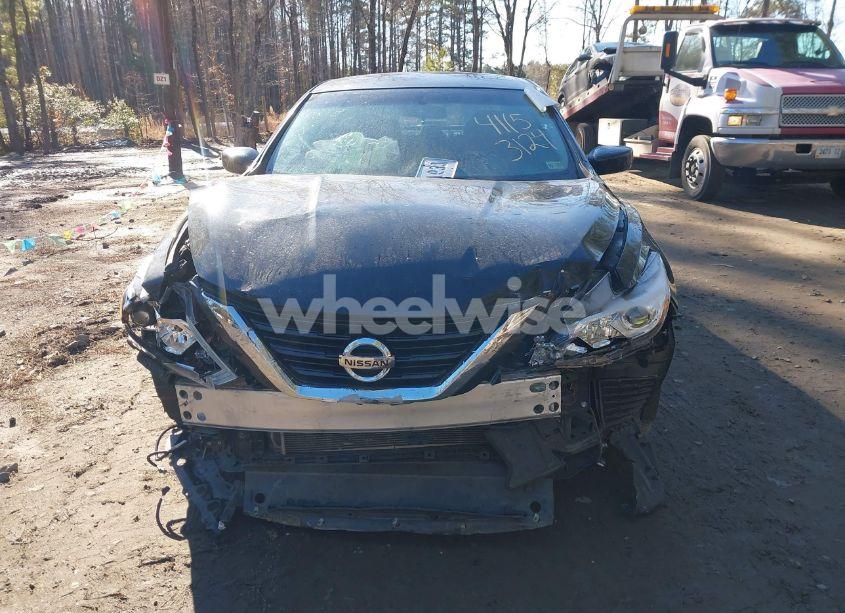 Photo 6 of 2018 Nissan Altima 2.5 SV (VIN 1N4AL3AP8JC202440)