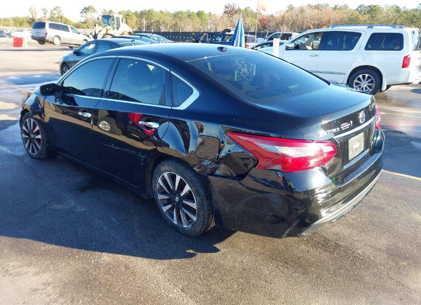 Photo 3 of 2018 Nissan Altima 2.5 SV (VIN 1N4AL3AP8JC204527)