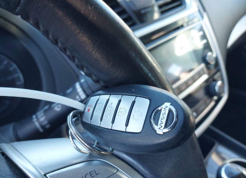 Photo 11 of 2018 Nissan Altima 2.5 SV (VIN 1N4AL3AP8JC207184)