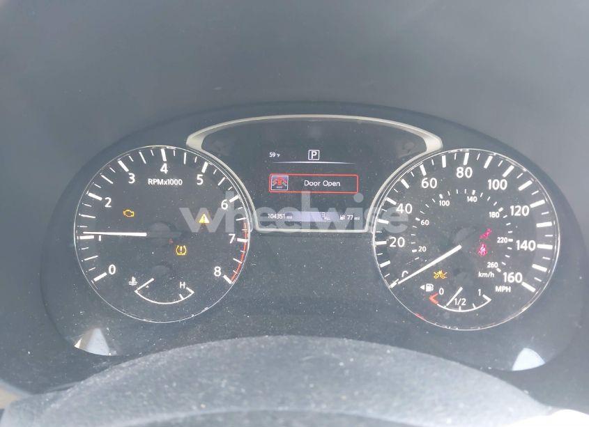 Photo 7 of 2018 Nissan Altima 2.5 SV (VIN 1N4AL3AP8JC212143)