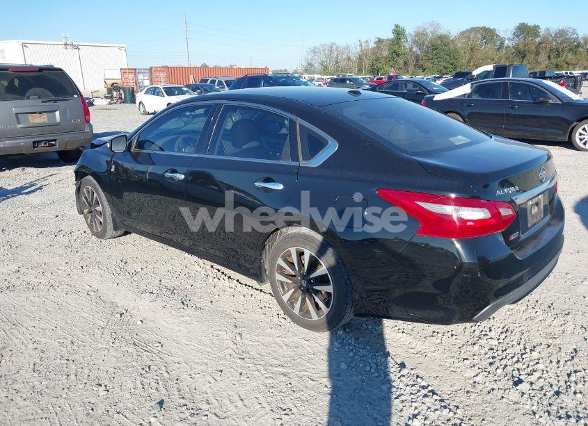 Photo 3 of 2018 Nissan Altima 2.5 SV (VIN 1N4AL3AP8JC225474)