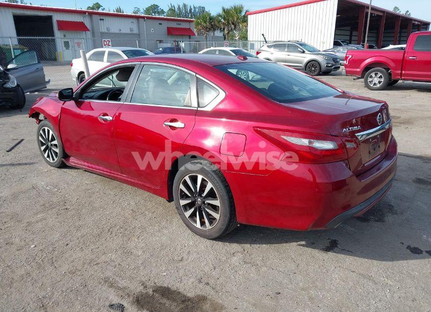 Photo 3 of 2018 Nissan Altima 2.5 SL (VIN 1N4AL3AP8JC229119)