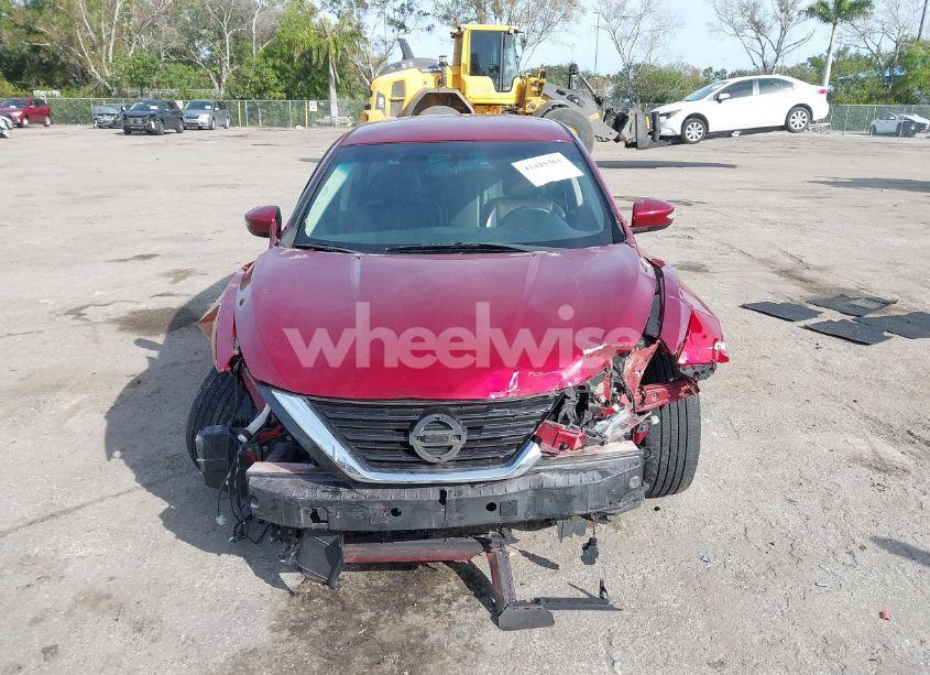 Photo 6 of 2018 Nissan Altima 2.5 SL (VIN 1N4AL3AP8JC229119)