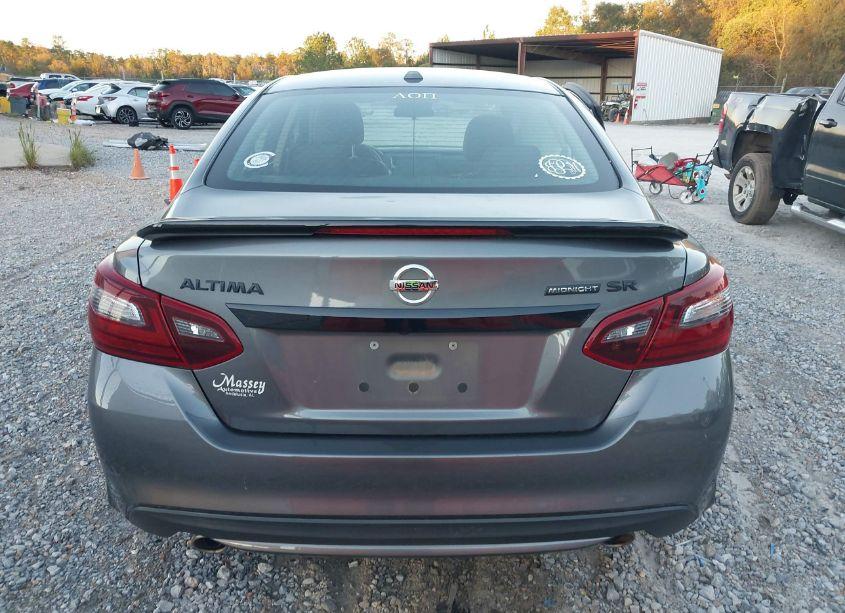 Photo 16 of 2018 Nissan Altima 2.5 SR (VIN 1N4AL3AP8JC248558)