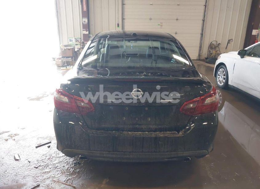 Photo 16 of 2018 Nissan Altima 2.5 SR (VIN 1N4AL3AP8JC261262)