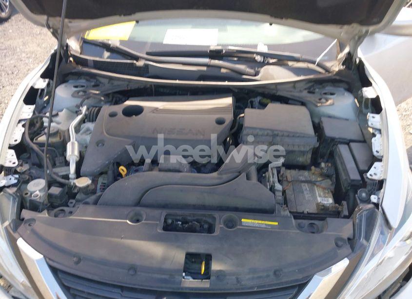 Photo 10 of 2018 Nissan Altima 2.5 SV (VIN 1N4AL3AP8JC262251)