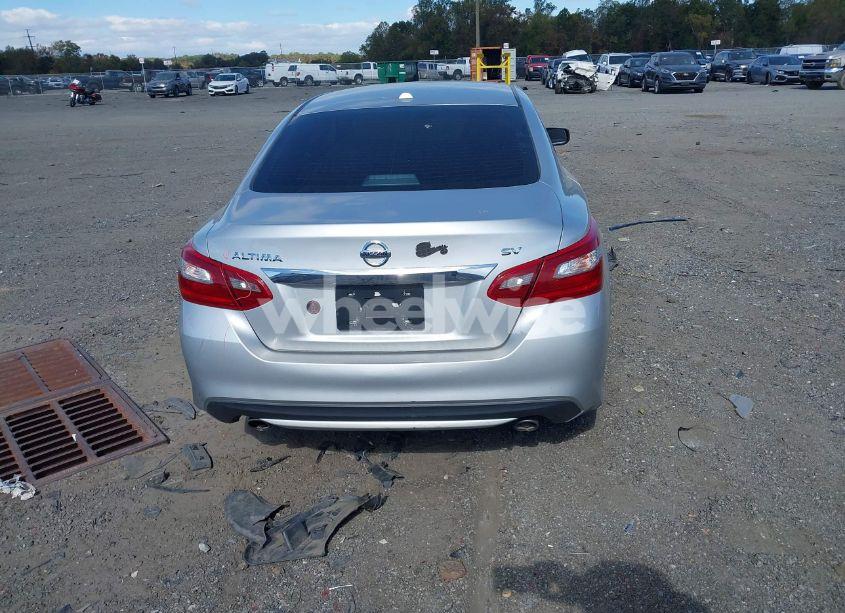 Photo 16 of 2018 Nissan Altima 2.5 SV (VIN 1N4AL3AP8JC262251)