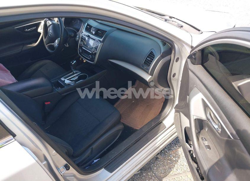 Photo 5 of 2018 Nissan Altima 2.5 SV (VIN 1N4AL3AP8JC262251)