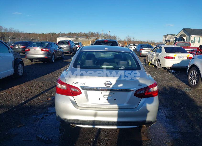Photo 16 of 2018 Nissan Altima 2.5 SV (VIN 1N4AL3AP8JC264551)