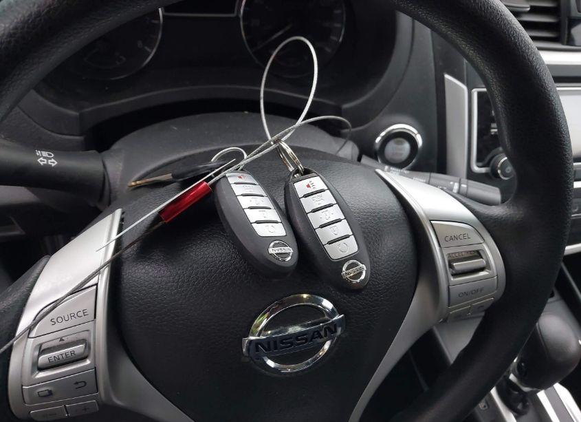 Photo 11 of 2018 Nissan Altima 2.5 S (VIN 1N4AL3AP8JC272925)