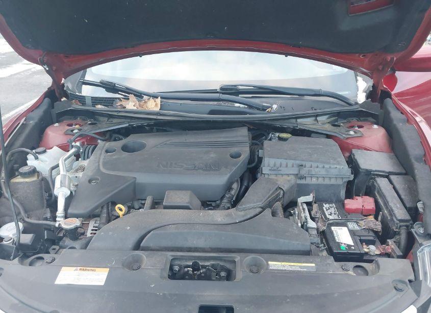 Photo 10 of 2018 Nissan Altima 2.5 SR (VIN 1N4AL3AP8JC273783)