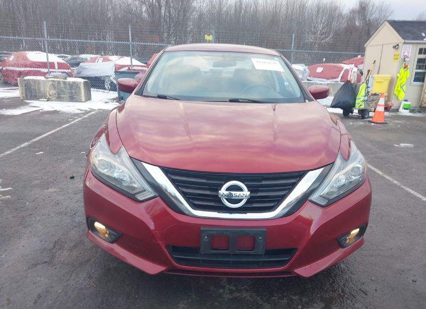 Photo 13 of 2018 Nissan Altima 2.5 SR (VIN 1N4AL3AP8JC273783)