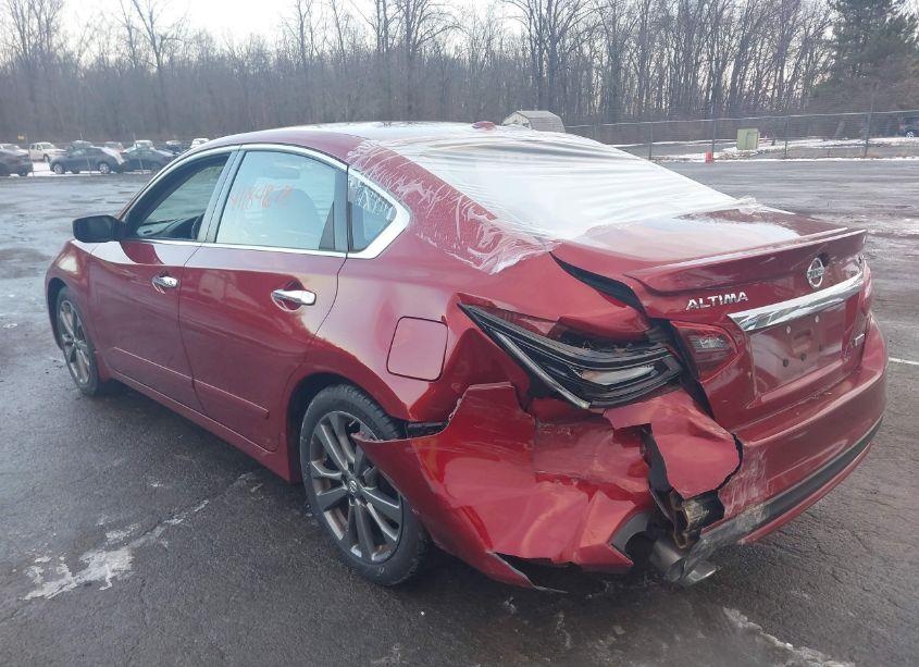 Photo 3 of 2018 Nissan Altima 2.5 SR (VIN 1N4AL3AP8JC273783)