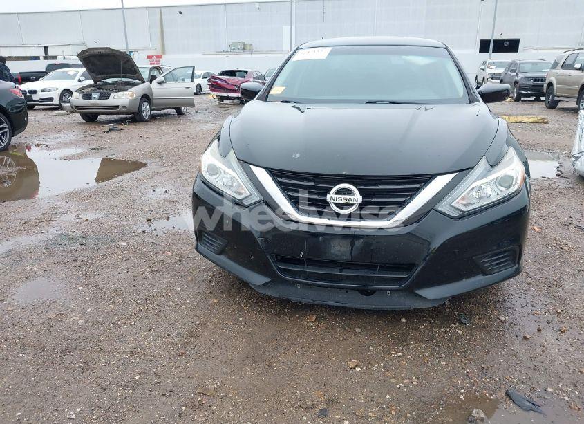 Photo 13 of 2018 Nissan Altima 2.5 S (VIN 1N4AL3AP8JC276795)