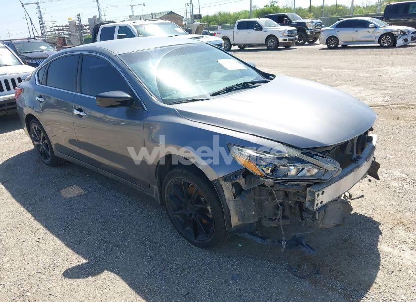 2018 Nissan Altima 2.5 SR (VIN 1N4AL3AP8JC278837) main photo