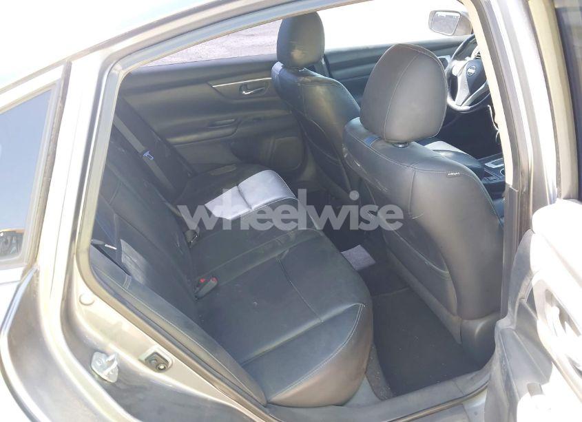 Photo 8 of 2018 Nissan Altima 2.5 SR (VIN 1N4AL3AP8JC278837)