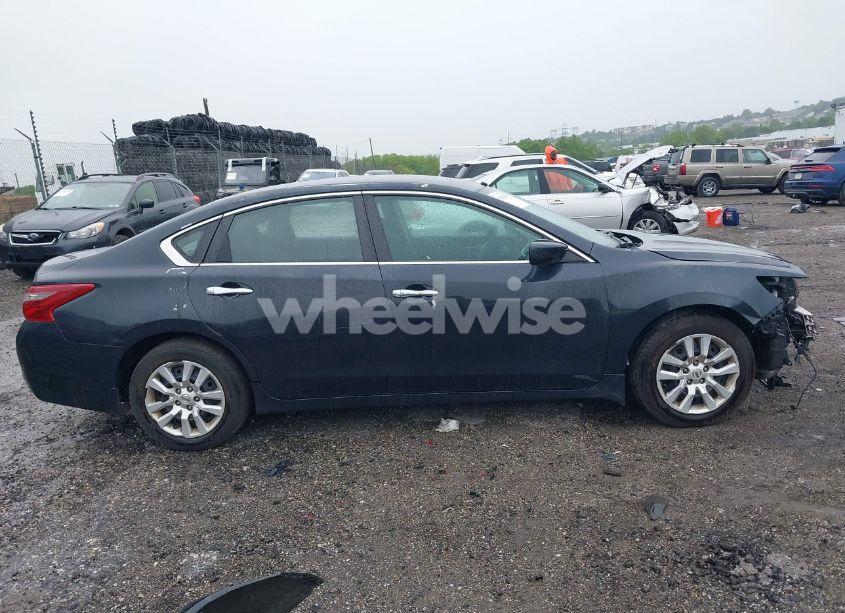 Photo 13 of 2018 Nissan Altima 2.5 S (VIN 1N4AL3AP8JC291636)