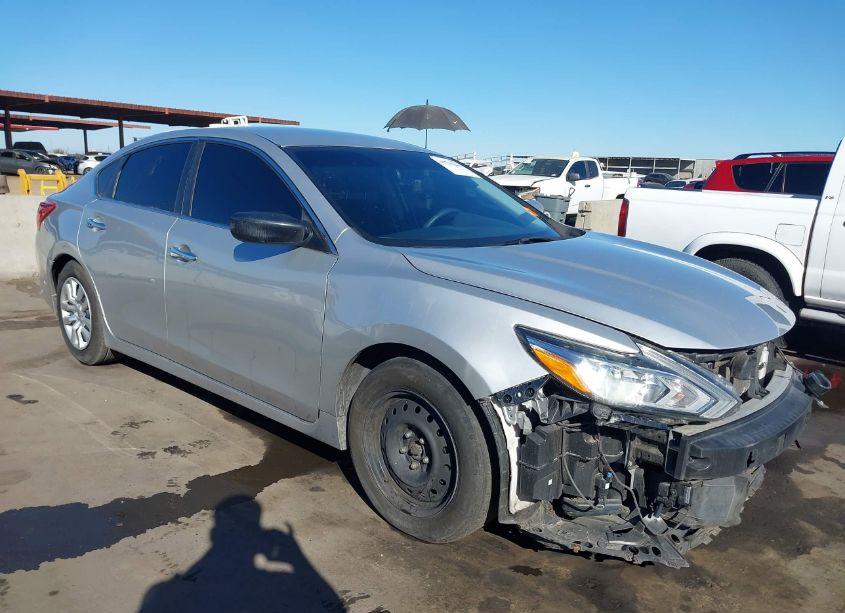 2018 Nissan Altima 2.5 S (VIN 1N4AL3AP8JC292916) main photo