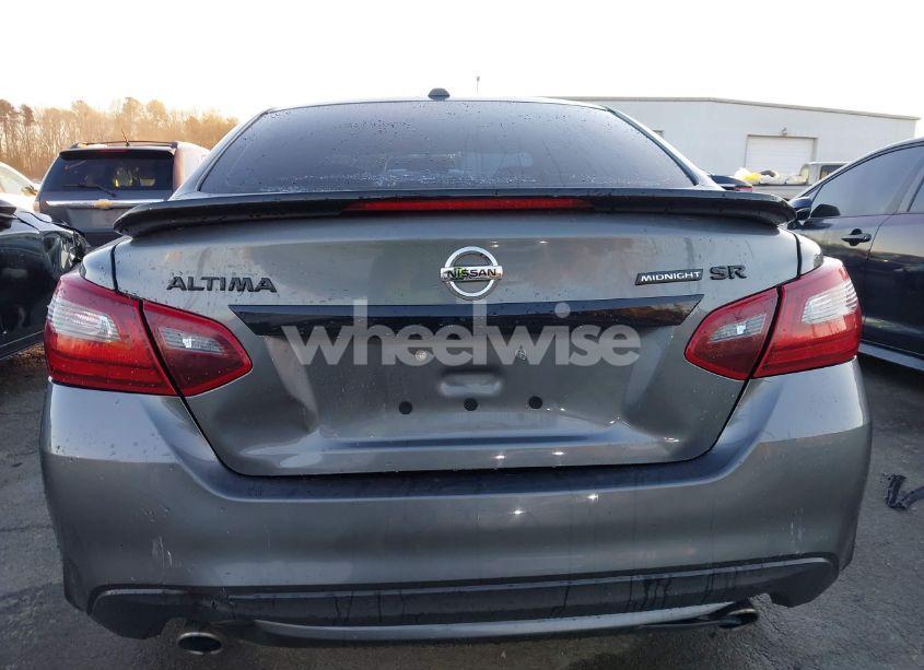 Photo 16 of 2018 Nissan Altima 2.5 SR (VIN 1N4AL3AP8JC299106)