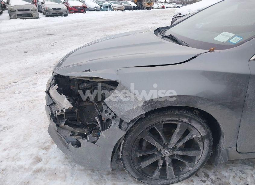 Photo 6 of 2018 Nissan Altima 2.5 SR (VIN 1N4AL3AP8JC470257)