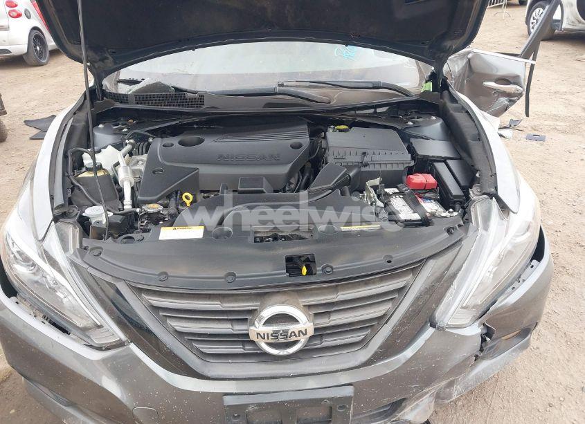 Photo 10 of 2018 Nissan Altima 2.5 SR (VIN 1N4AL3AP8JC476642)