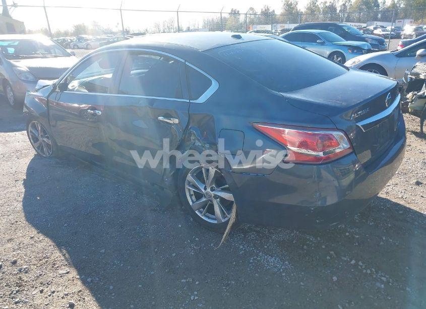 Photo 3 of 2013 Nissan Altima 2.5 SV (VIN 1N4AL3AP9DC106563)