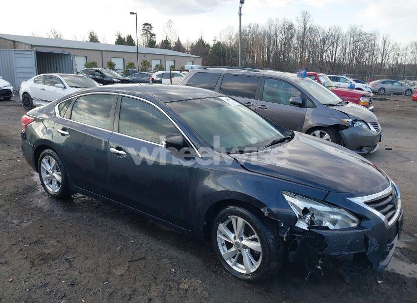 2013 Nissan Altima 2.5 SV (VIN 1N4AL3AP9DC121466) main photo