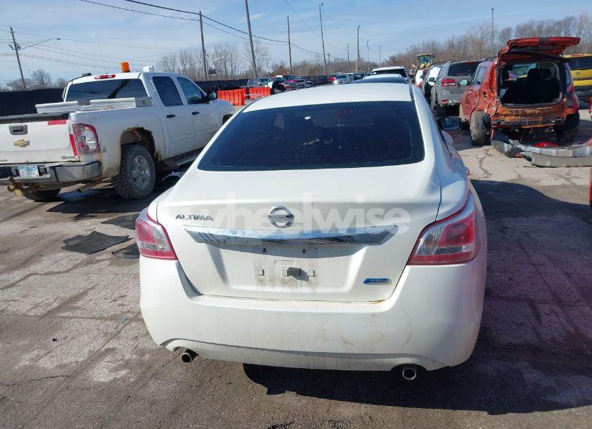 Photo 15 of 2013 Nissan Altima 2.5 (VIN 1N4AL3AP9DC126649)