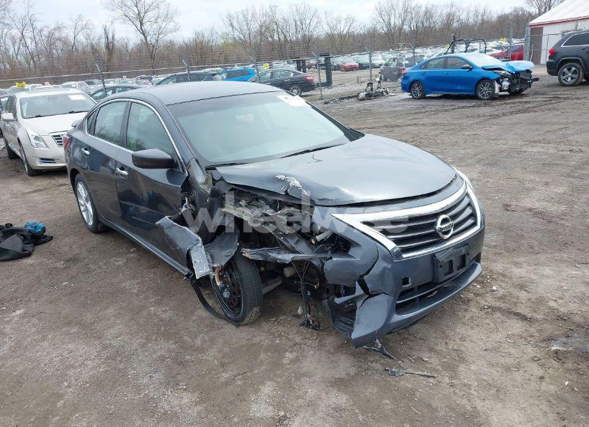 2013 Nissan Altima 2.5 SV (VIN 1N4AL3AP9DC136629) main photo
