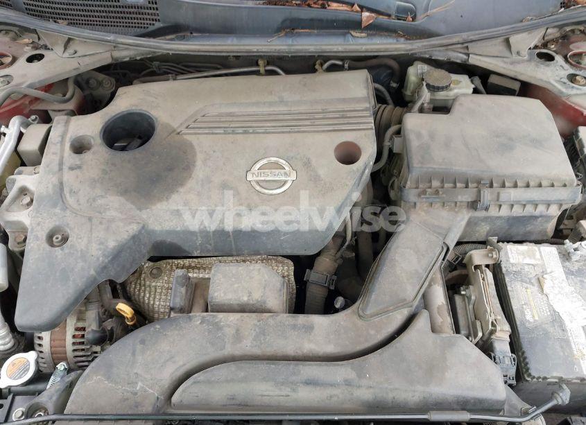 Photo 10 of 2013 Nissan Altima 2.5 SV (VIN 1N4AL3AP9DC186446)