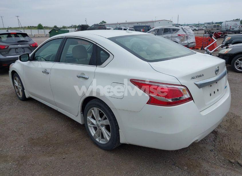 Photo 3 of 2013 Nissan Altima 2.5 SL (VIN 1N4AL3AP9DC223219)