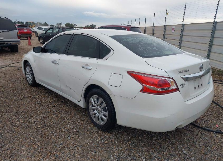 Photo 3 of 2013 Nissan Altima 2.5 S (VIN 1N4AL3AP9DC233944)