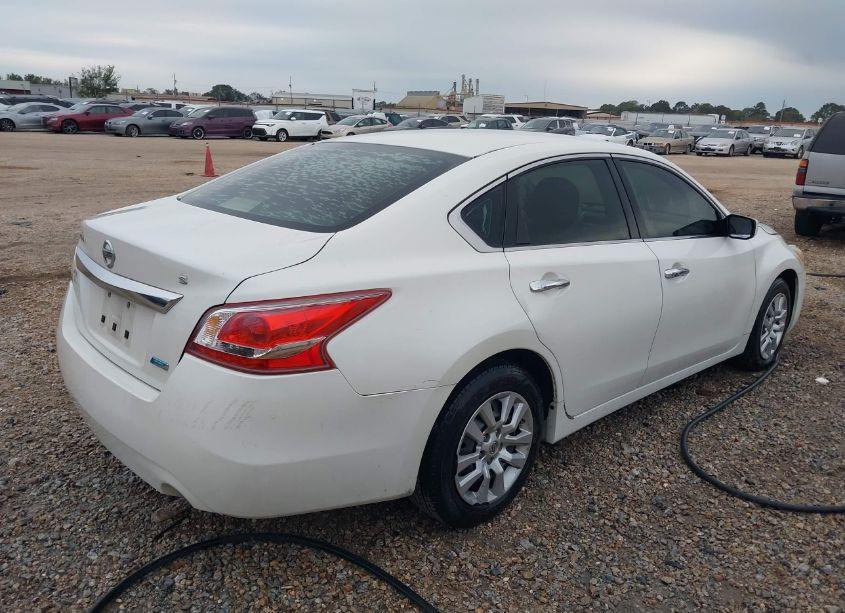 Photo 4 of 2013 Nissan Altima 2.5 S (VIN 1N4AL3AP9DC233944)