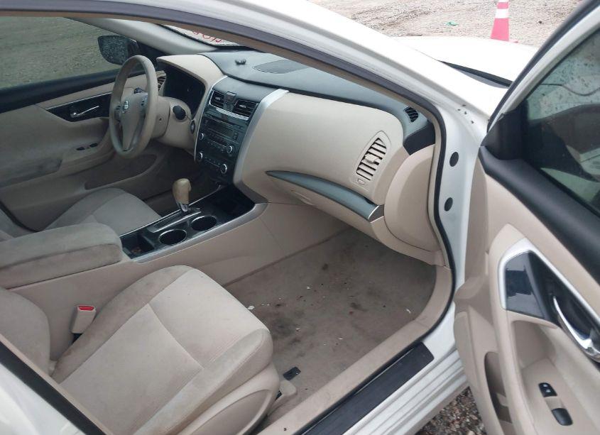 Photo 5 of 2013 Nissan Altima 2.5 S (VIN 1N4AL3AP9DC233944)