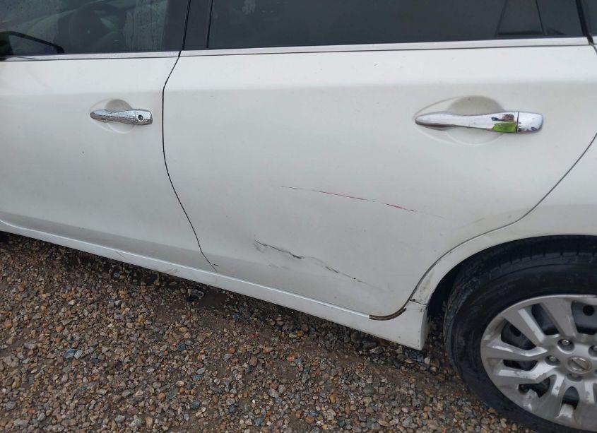 Photo 6 of 2013 Nissan Altima 2.5 S (VIN 1N4AL3AP9DC233944)