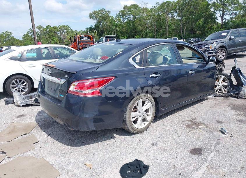 Photo 4 of 2013 Nissan Altima 2.5 SL (VIN 1N4AL3AP9DC253336)