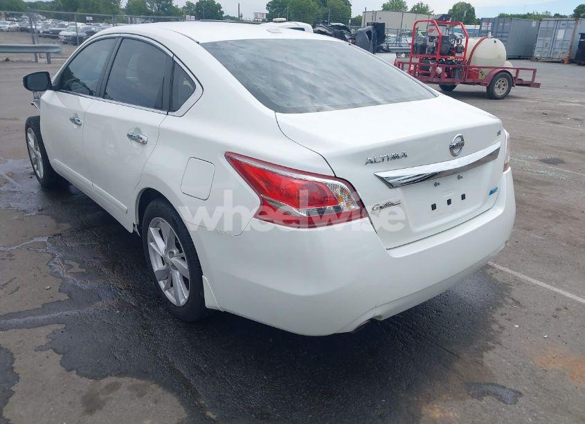 Photo 3 of 2013 Nissan Altima 2.5 SV (VIN 1N4AL3AP9DC258956)