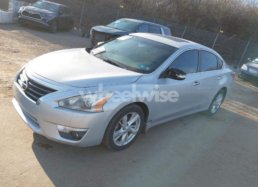 Photo 2 of 2013 Nissan Altima 2.5 SV (VIN 1N4AL3AP9DC269245)