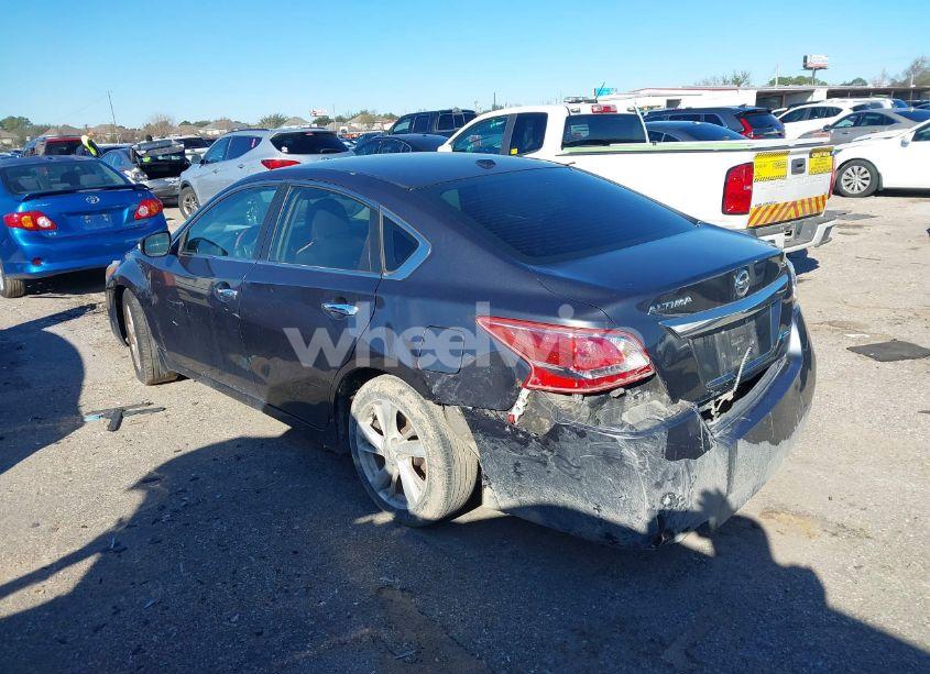 Photo 3 of 2013 Nissan Altima 2.5 SV (VIN 1N4AL3AP9DC270203)