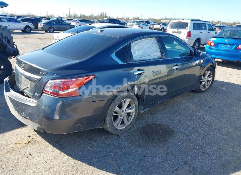 Photo 4 of 2013 Nissan Altima 2.5 SV (VIN 1N4AL3AP9DC270203)
