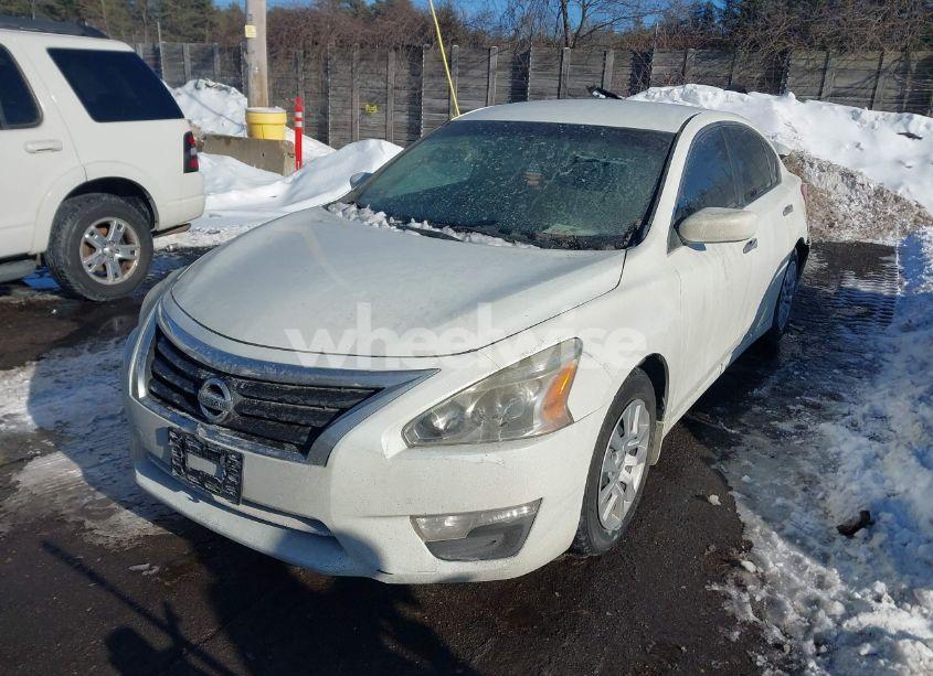 Photo 2 of 2013 Nissan Altima 2.5 S (VIN 1N4AL3AP9DC290855)