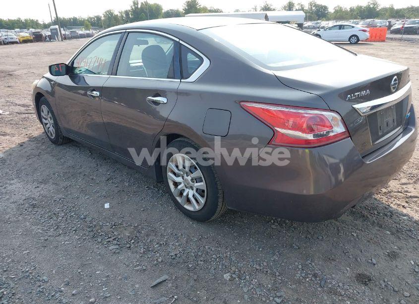 Photo 3 of 2013 Nissan Altima 2.5 S (VIN 1N4AL3AP9DC295781)