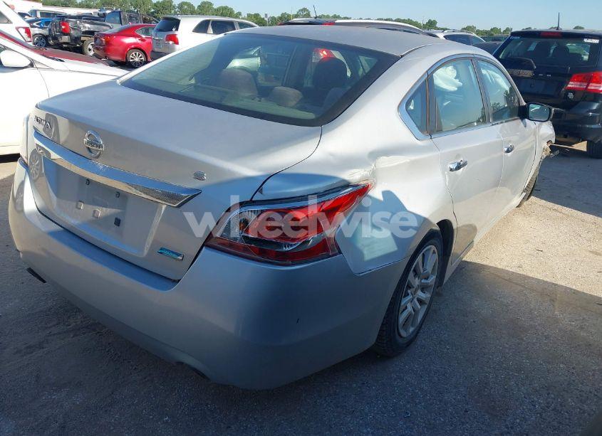 Photo 4 of 2013 Nissan Altima 2.5 S (VIN 1N4AL3AP9DC903802)