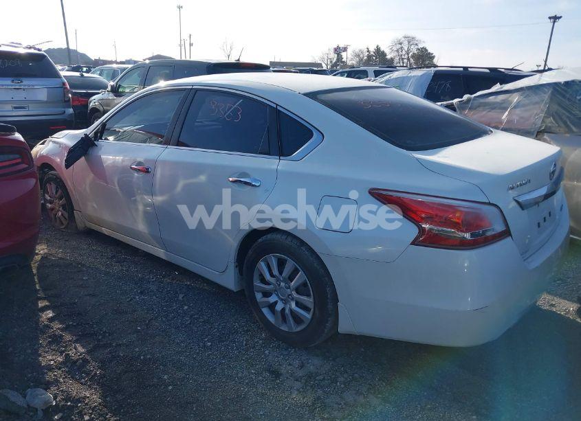 Photo 3 of 2013 Nissan Altima 2.5 S (VIN 1N4AL3AP9DC907610)