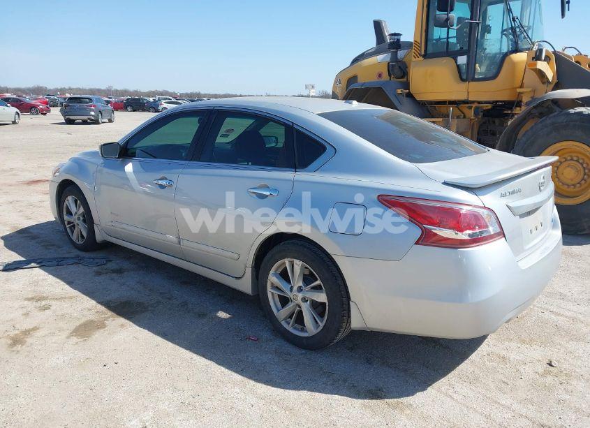 Photo 3 of 2013 Nissan Altima 2.5 SV (VIN 1N4AL3AP9DC920938)