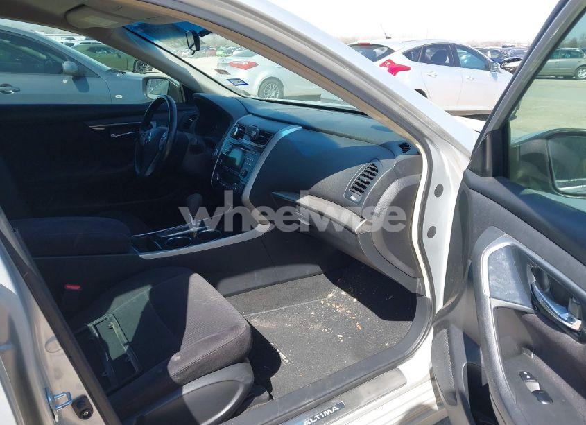 Photo 5 of 2013 Nissan Altima 2.5 SV (VIN 1N4AL3AP9DC920938)