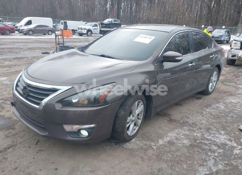 Photo 2 of 2013 Nissan Altima 2.5 SL (VIN 1N4AL3AP9DN406026)