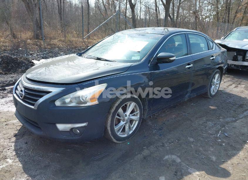 Photo 2 of 2013 Nissan Altima 2.5 SV (VIN 1N4AL3AP9DN422338)