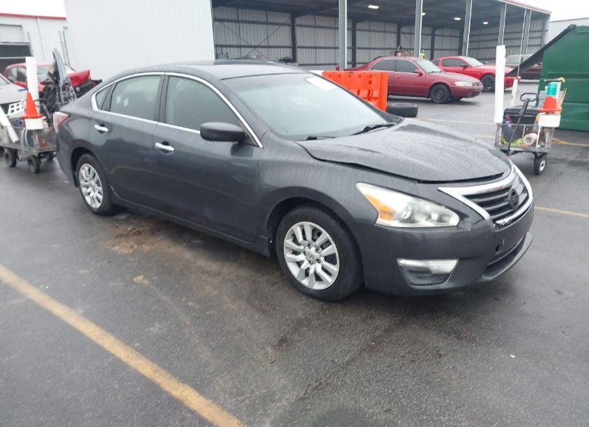 2013 Nissan Altima 2.5 S (VIN 1N4AL3AP9DN444100) main photo