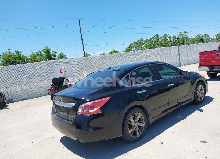 Photo 4 of 2013 Nissan Altima 2.5 SV (VIN 1N4AL3AP9DN446820)